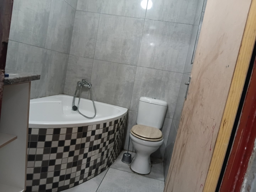 4 Bedroom Property for Sale in Heather Park Western Cape